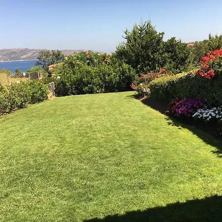 Villa Silvia - Vista Mare A Capo Coda Cavallo Villa